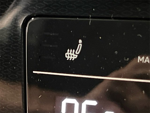 New 2026 Volkswagen Taos SE image 18