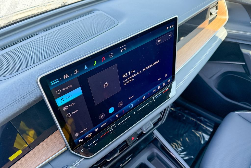 New 2026 Volkswagen Tiguan SEL R-Line image 21