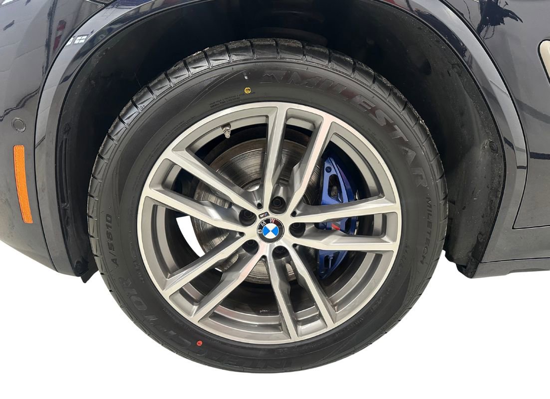 Used 2018 BMW X3 M40i w/ Premium Package image 9