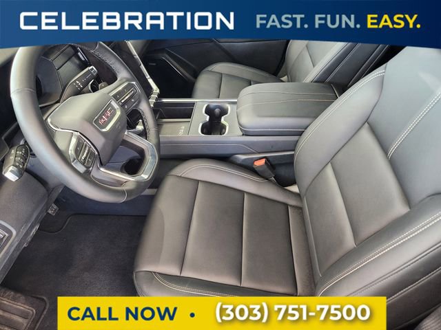 Used 2025 GMC Acadia Elevation w/ Elevation Premium Package image 8