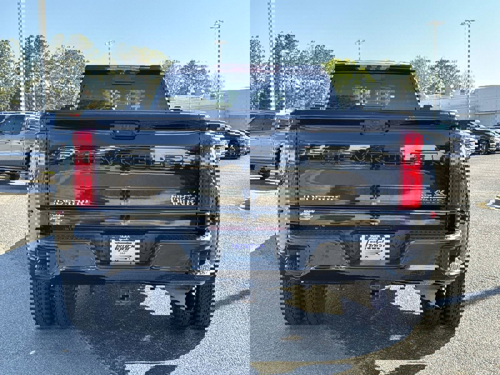 Used 2021 Chevrolet Silverado 3500 High Country image 9