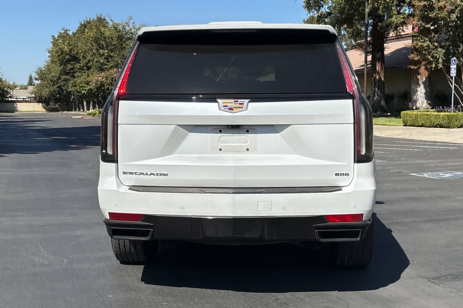 Used 2021 Cadillac Escalade Sport w/ Driver Assist Tech Package AWD/4WD image 8