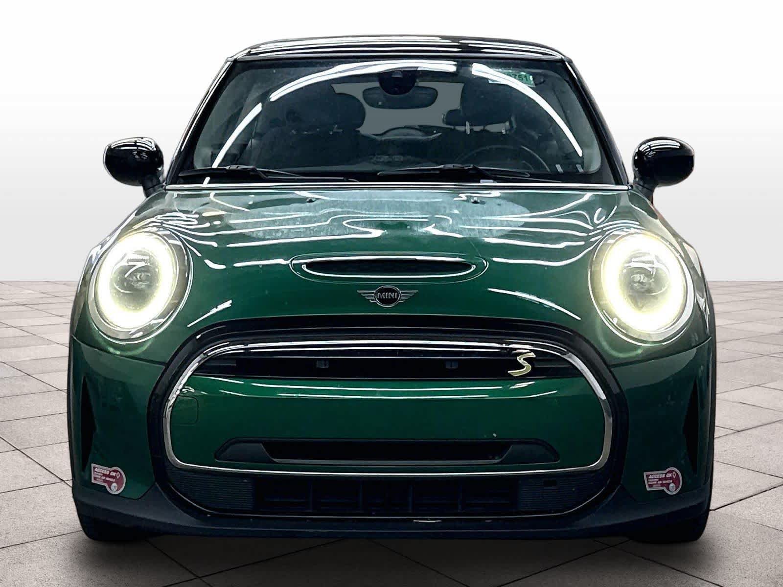 Used 2024 MINI Cooper SE FWD image 3