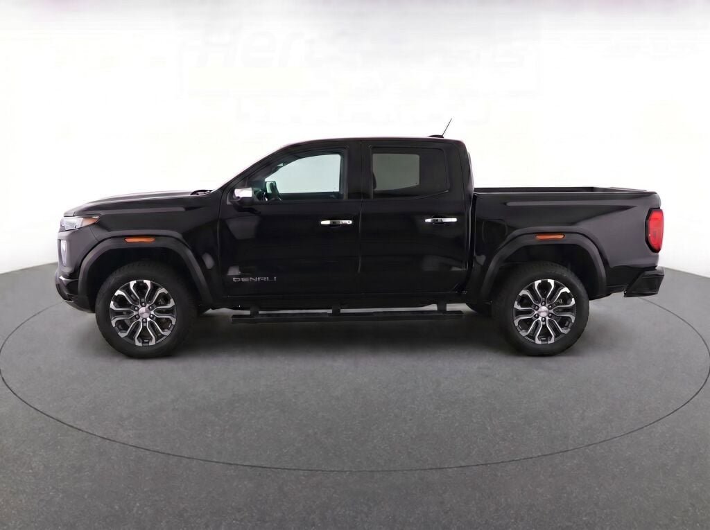 Used 2023 GMC Canyon Denali AWD/4WD image 39