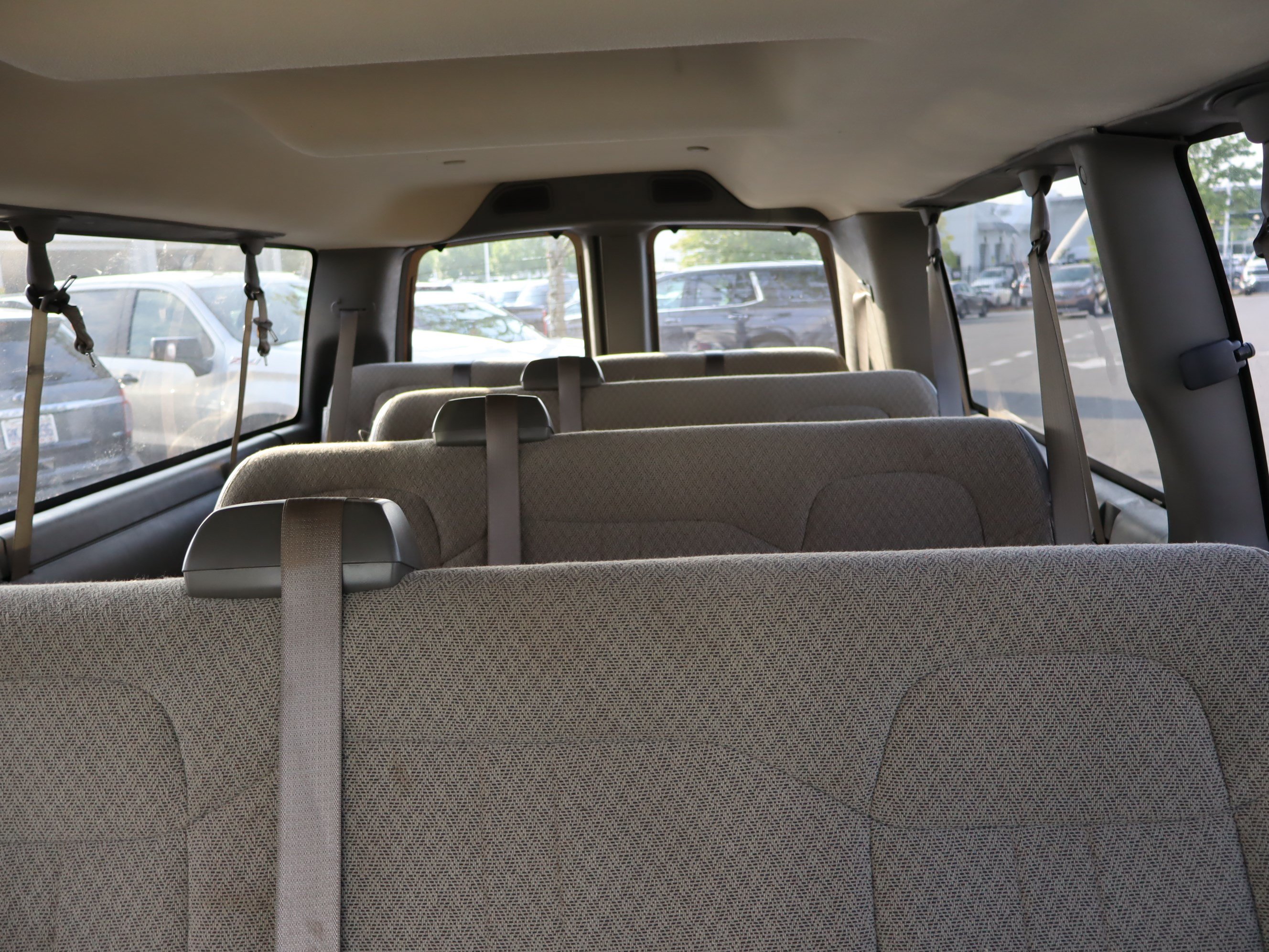 Used 2025 Chevrolet Express 3500 LS RWD image 24