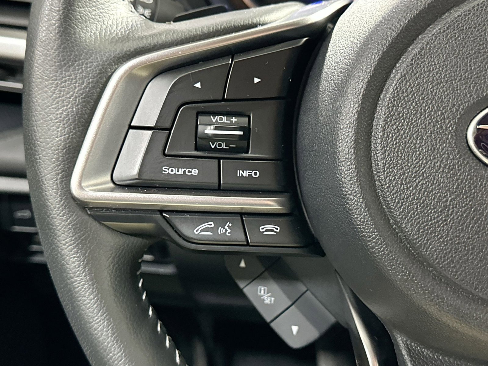 Used 2023 Subaru Forester Touring image 21