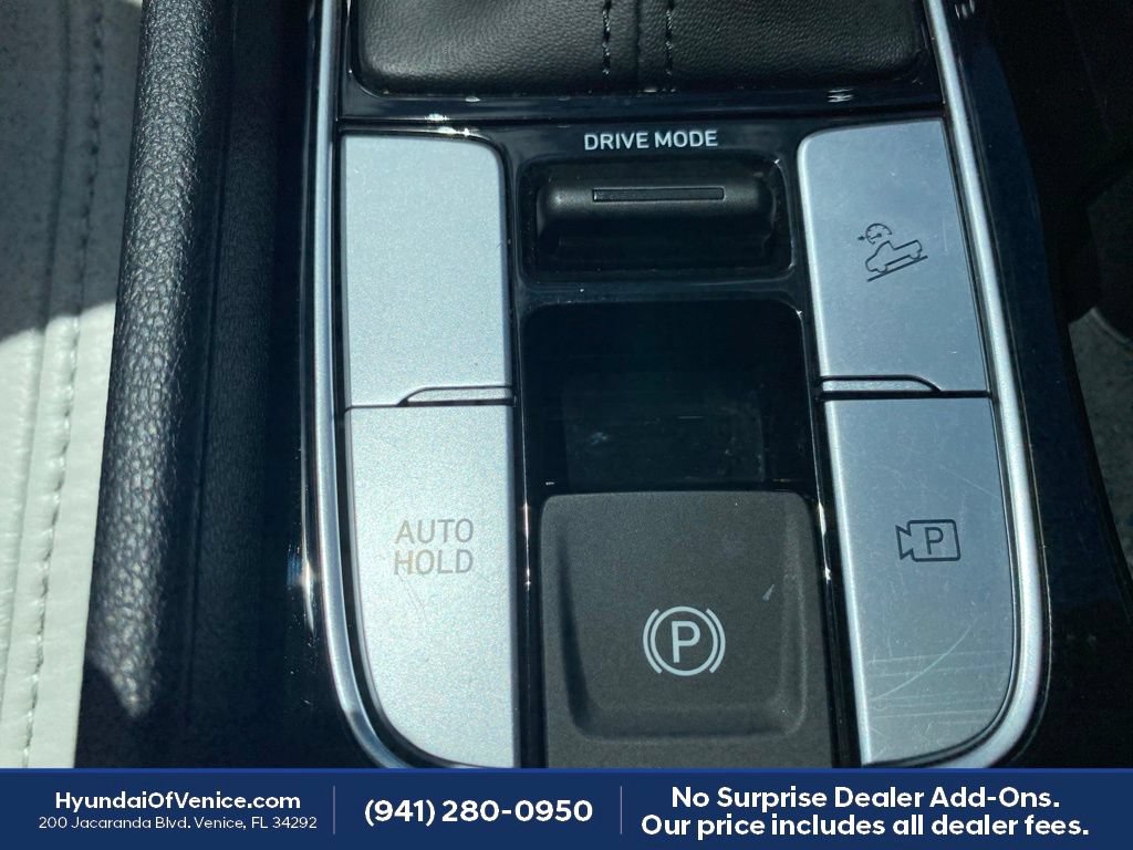 Certified 2022 Hyundai Santa Cruz SEL w/ Activity Package FWD image 13