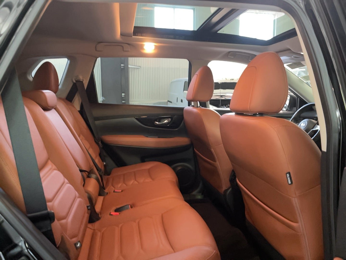 Used 2018 Nissan Rogue SL w/ Premium Package AWD/4WD image 21