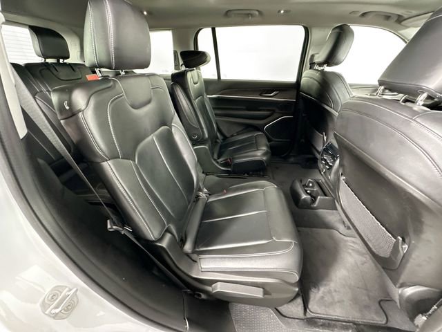 Used 2022 Jeep Grand Cherokee L Limited w/ Black Appearance Package image 30