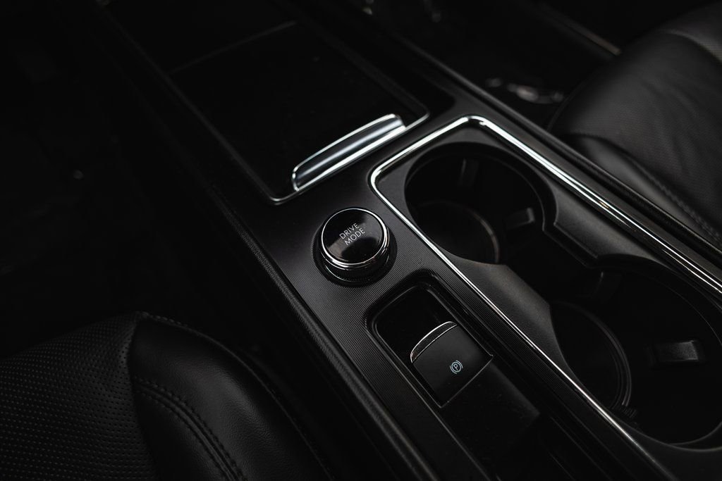 Used 2024 Lincoln Corsair Reserve w/ Equipment Group 201A image 9