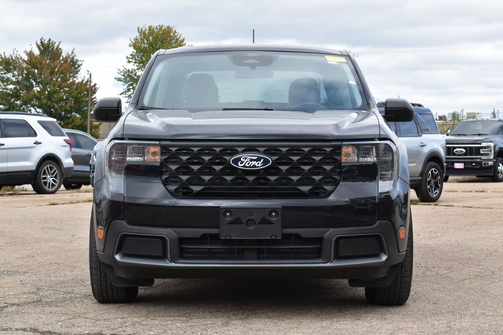 Used 2026 Ford Maverick XLT AWD/4WD image 2
