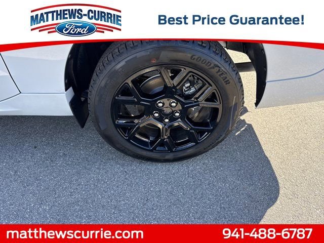 New 2026 Ford Maverick Lobo image 15