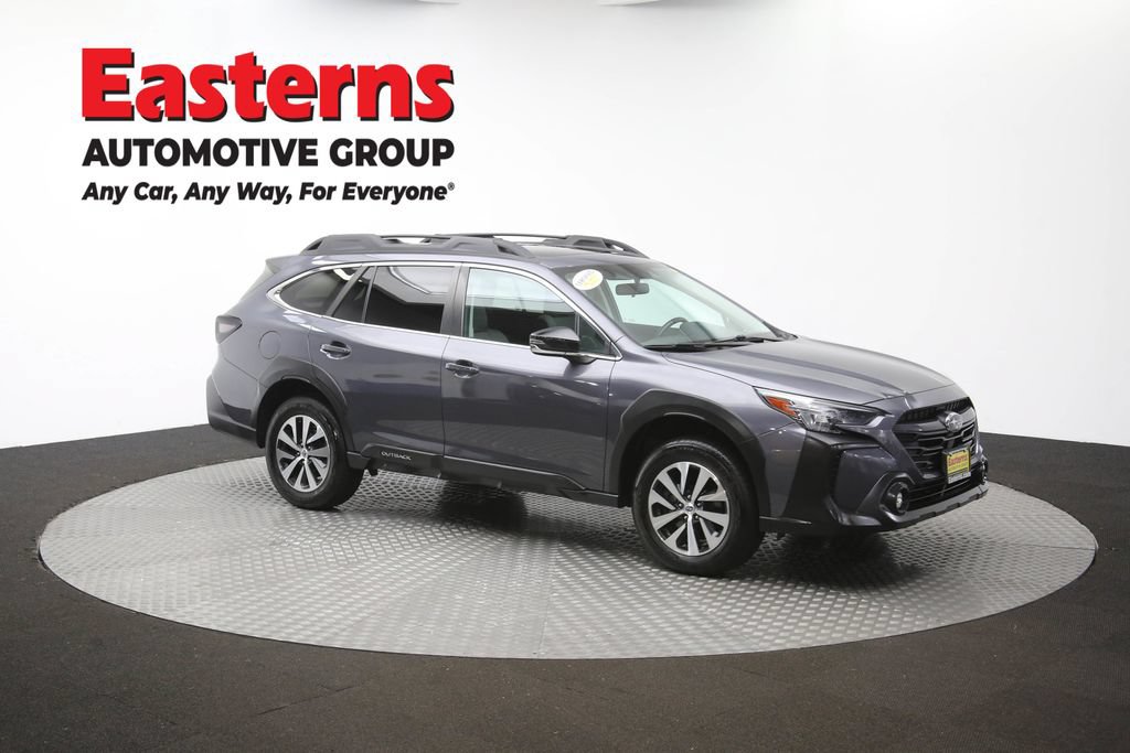 Used 2023 Subaru Outback Premium AWD/4WD image 46