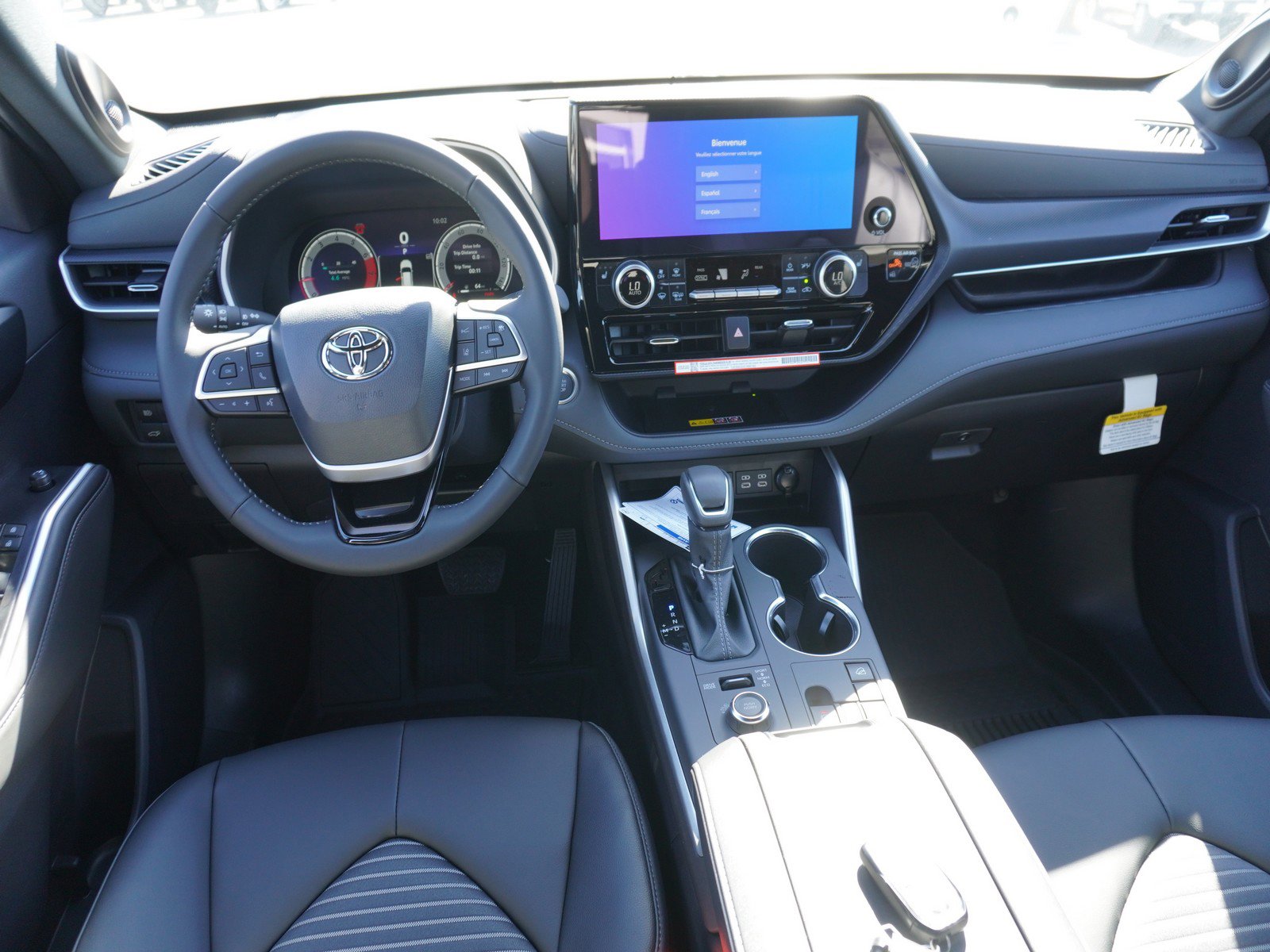 New 2025 Toyota Highlander XSE video 2