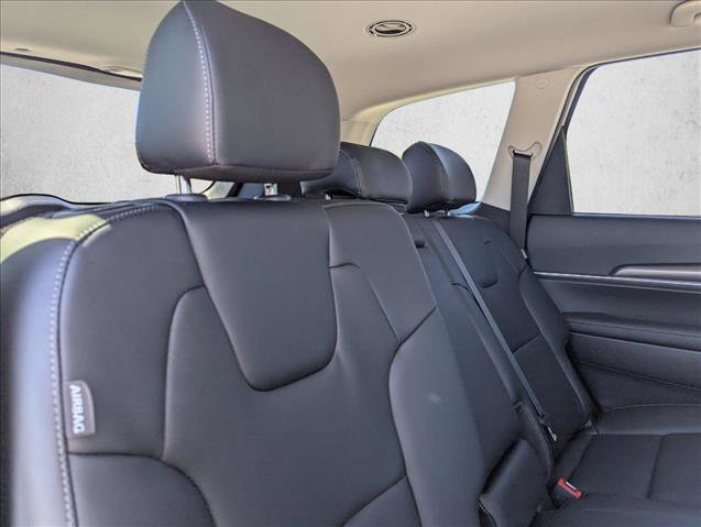 Used 2025 Kia Telluride LX image 25