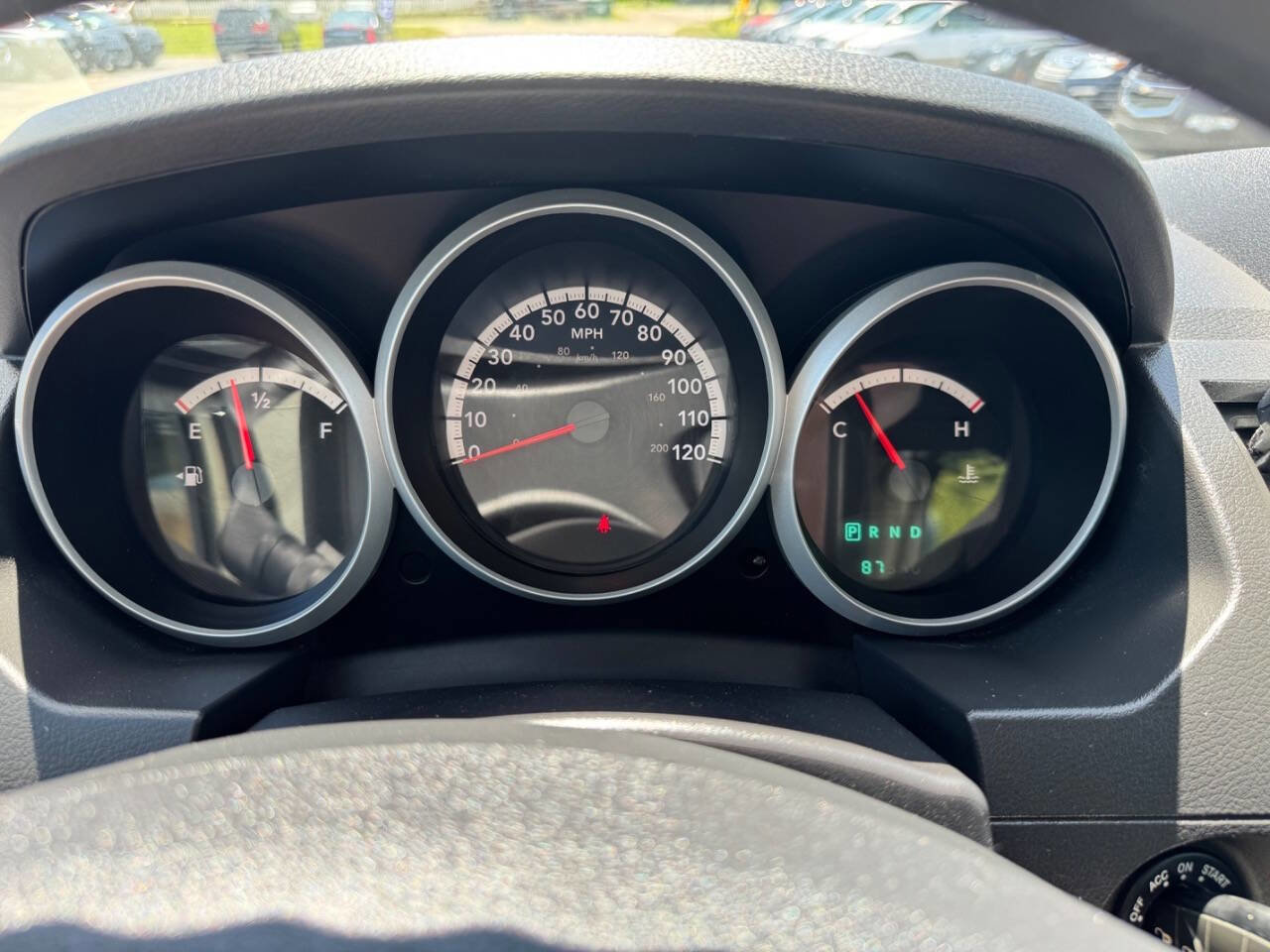 Used 2010 Dodge Grand Caravan SE image 21