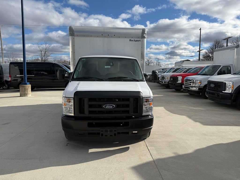 New 2025 Ford E-350 and Econoline 350 Super Duty w/ Power Equipment Group RWD image 9