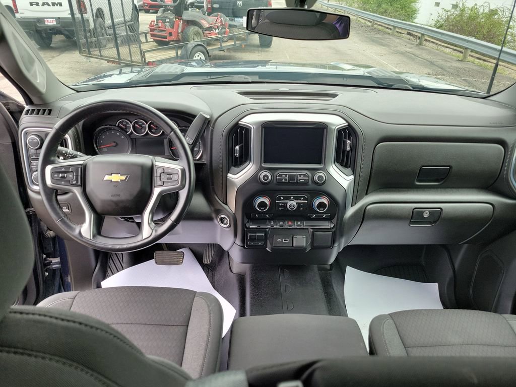 Used 2022 Chevrolet Silverado 2500 LT w/ Convenience Package image 39