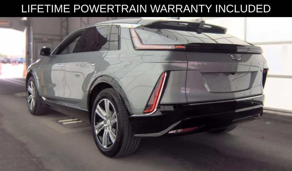 Used 2024 Cadillac Lyriq Tech RWD image 8