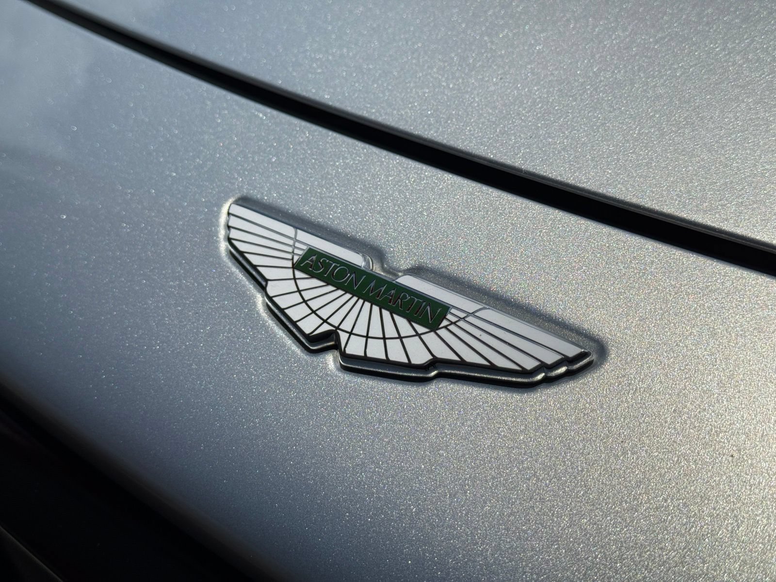 Used 2020 Aston Martin V8 Vantage Coupe RWD image 31
