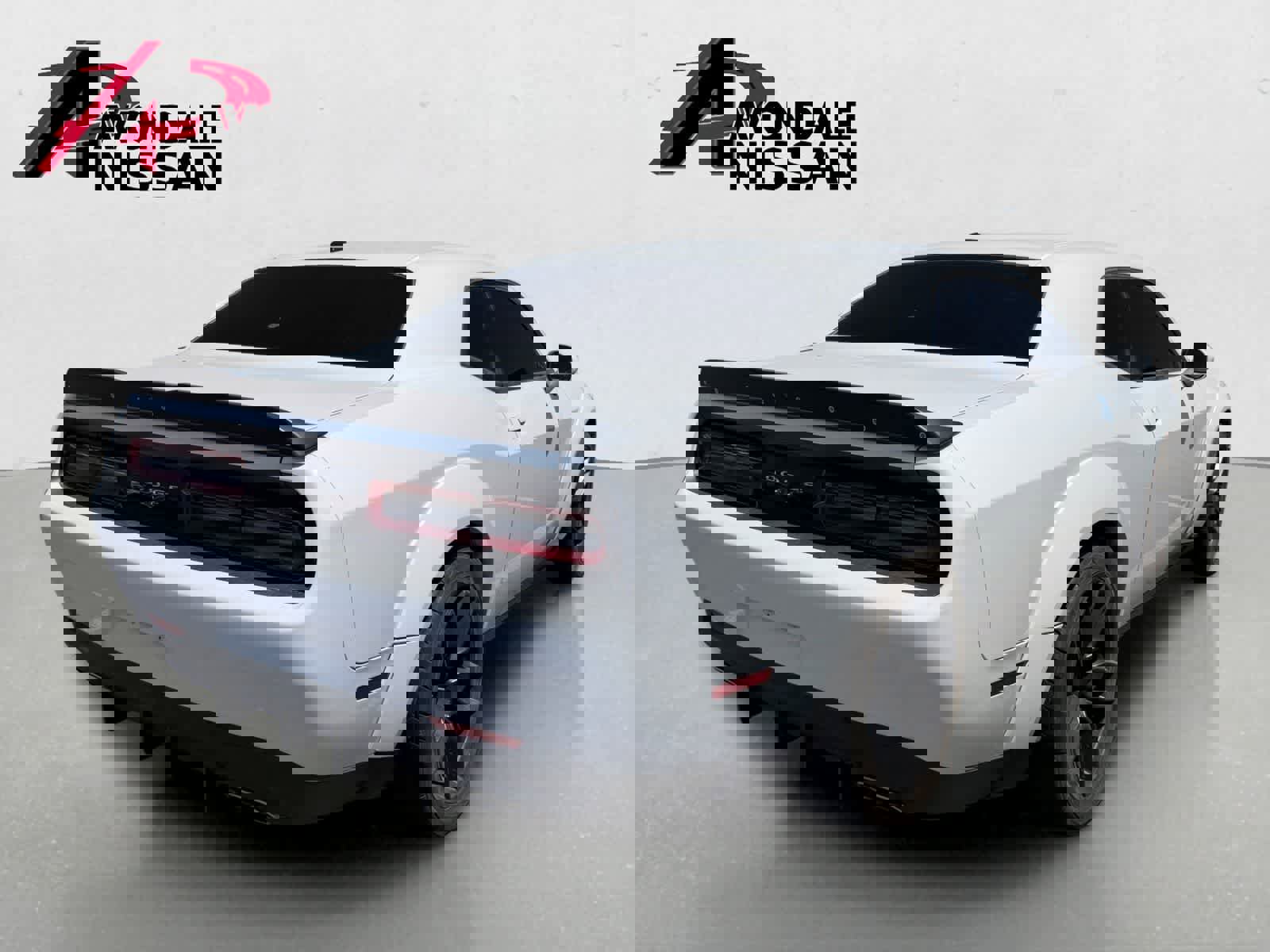 Used 2019 Dodge Challenger SXT w/ Blacktop Package image 3