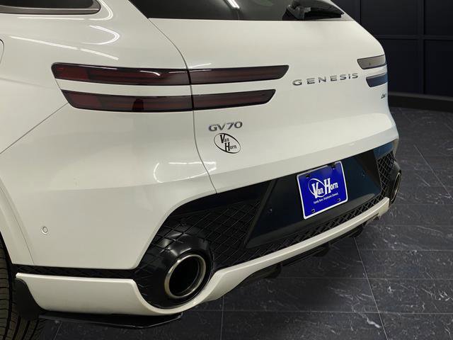Used 2024 Genesis GV70 2.5T w/ Sport Prestige Package image 38