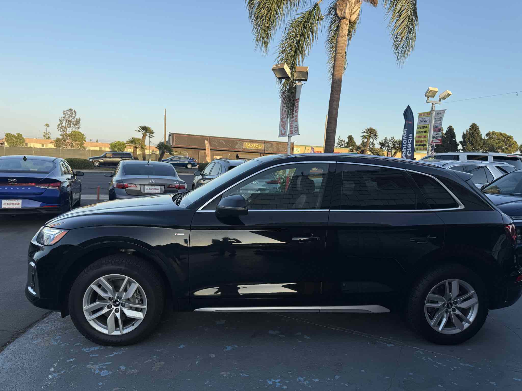 Used 2022 Audi Q5 2.0T Premium w/ Convenience Package image 18