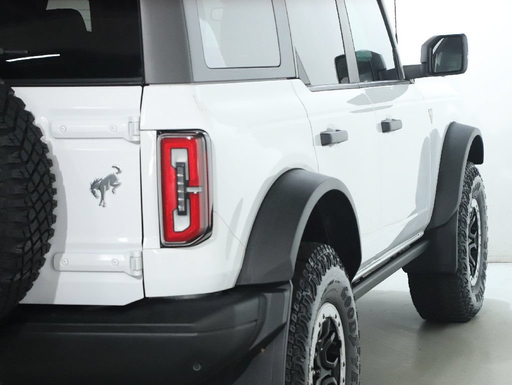 Used 2023 Ford Bronco Badlands w/ Sasquatch Package AWD/4WD image 47