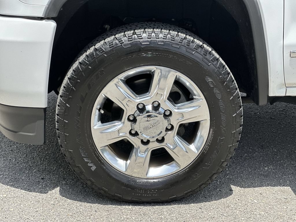 Certified 2019 GMC Sierra 2500 Denali w/ Duramax Plus Package AWD/4WD image 33
