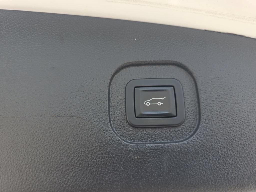 Certified 2013 Chevrolet Equinox LTZ AWD/4WD image 14
