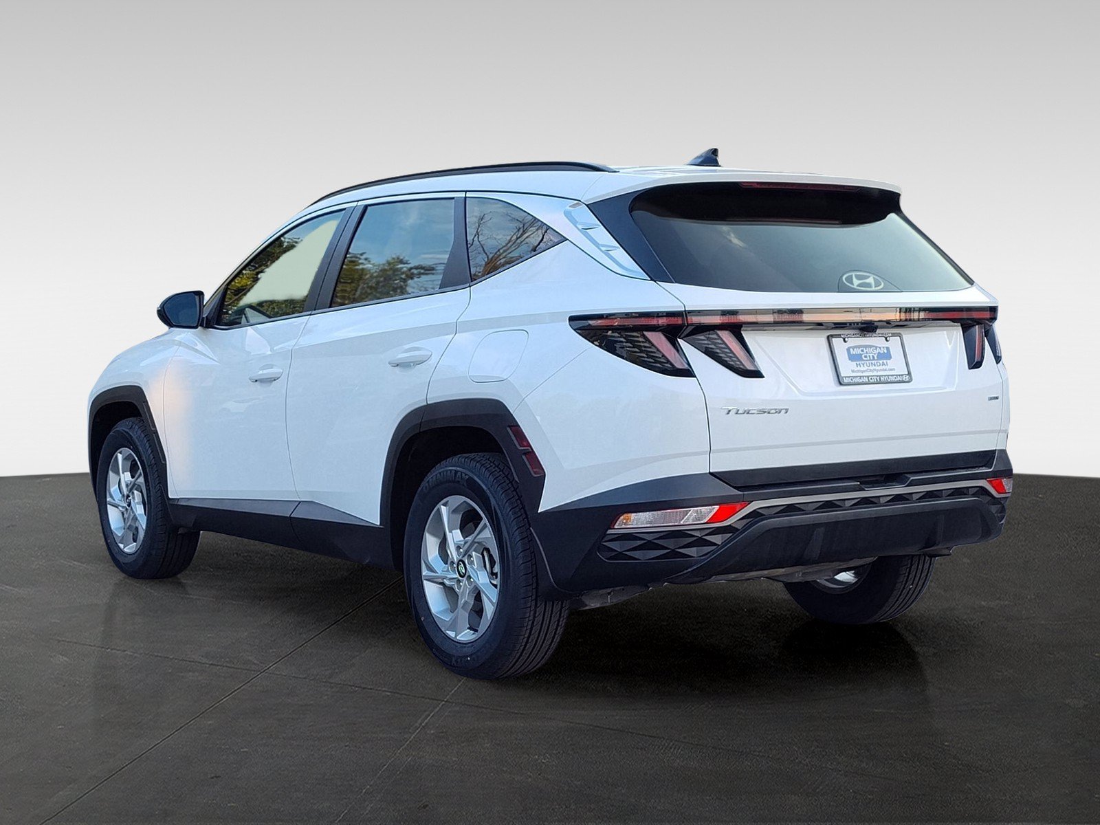 Certified 2023 Hyundai Tucson SEL AWD/4WD image 7