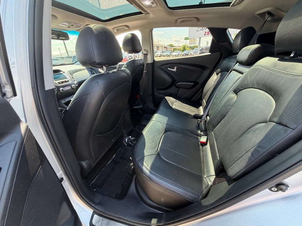 Used 2012 Hyundai Tucson Limited w/ Premium Pkg FWD image 15