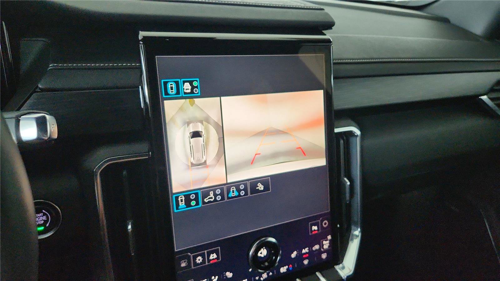 New 2025 GMC Acadia Elevation image 29