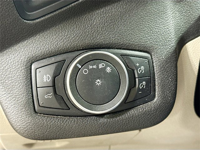 Used 2019 Ford Escape SEL image 12