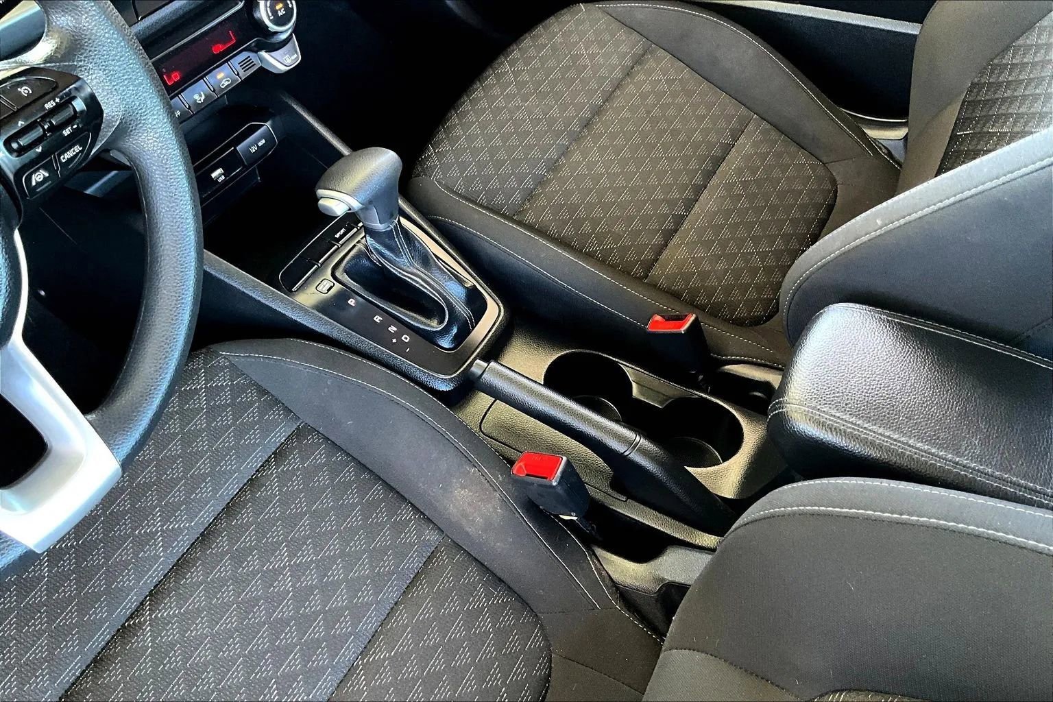 Used 2023 Kia Rio S w/ Technology Package image 15