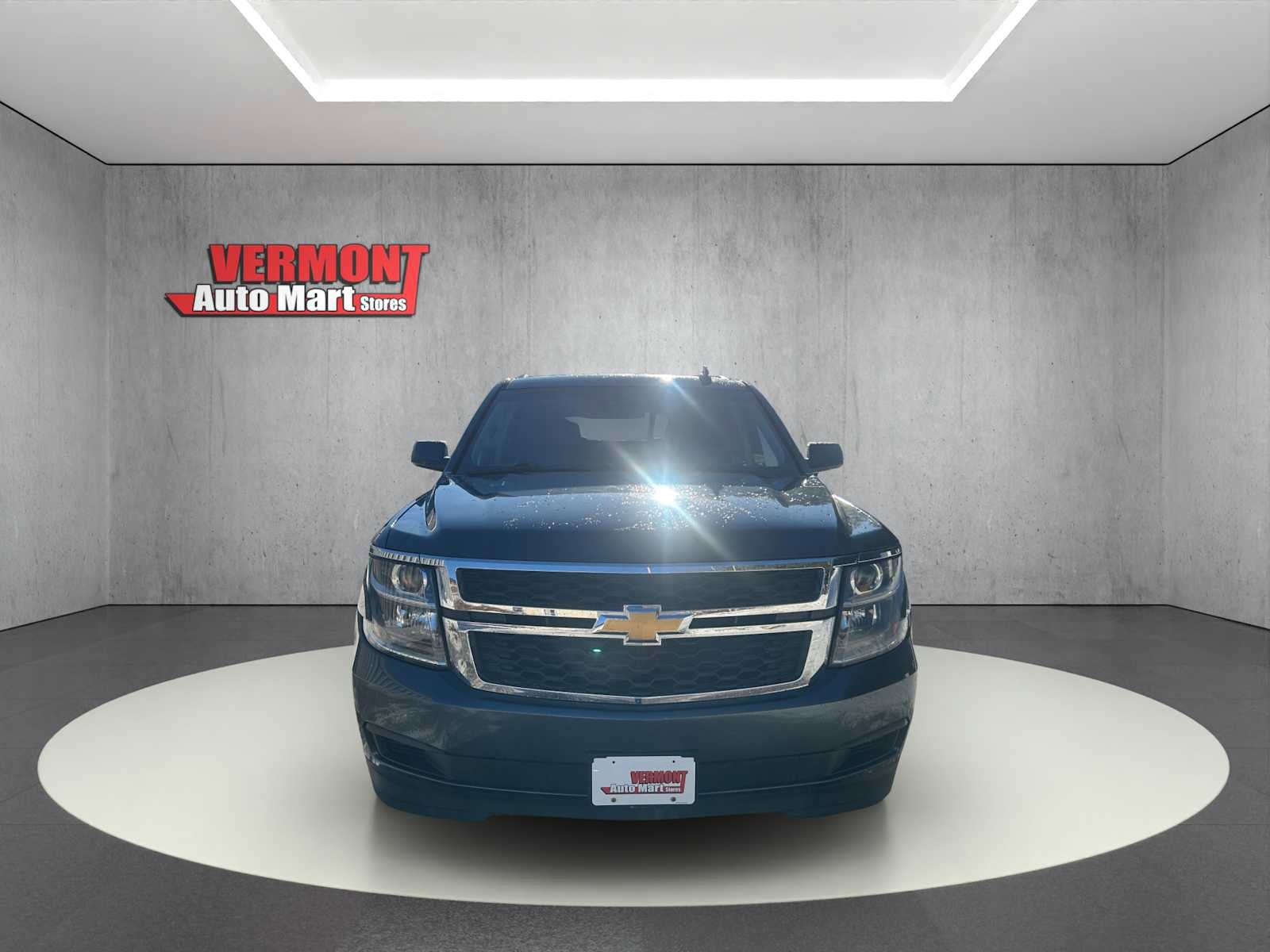 Used 2019 Chevrolet Tahoe LT image 2
