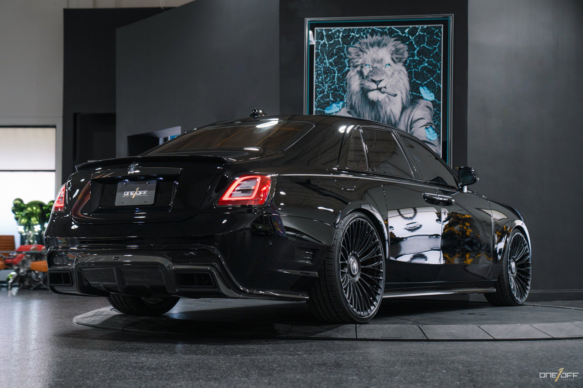 Used 2022 Rolls-Royce Ghost Black Badge image 8
