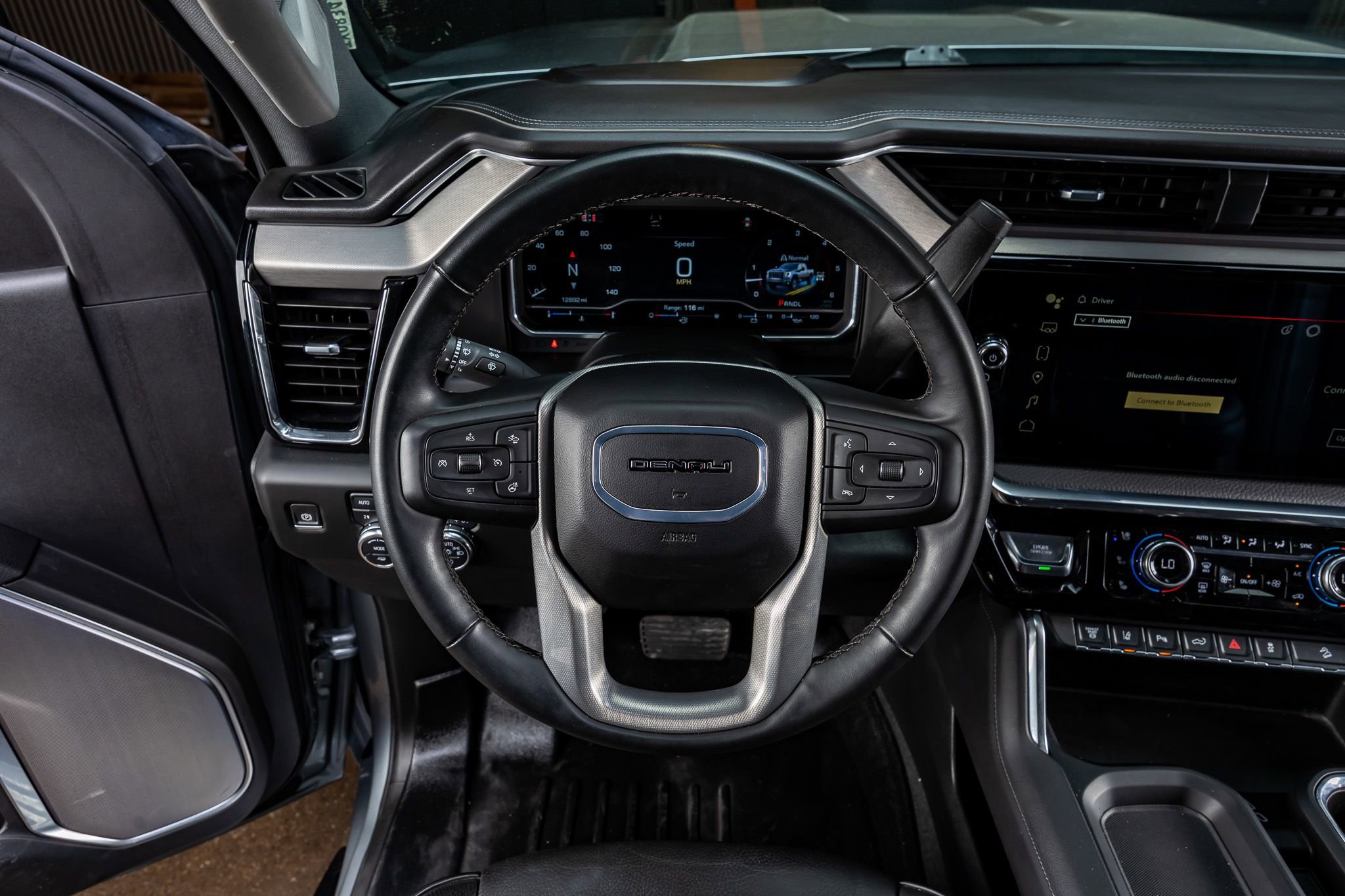 Used 2024 GMC Sierra 3500 Denali w/ Denali Reserve Package image 18