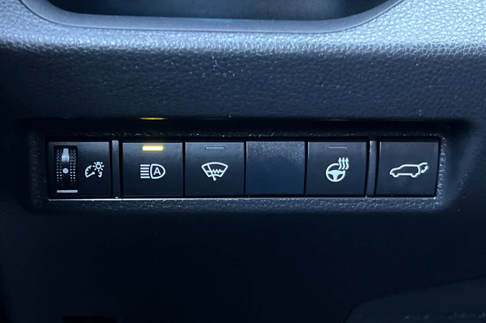 Certified 2021 Toyota RAV4 XSE w/ Weather Package AWD/4WD image 32