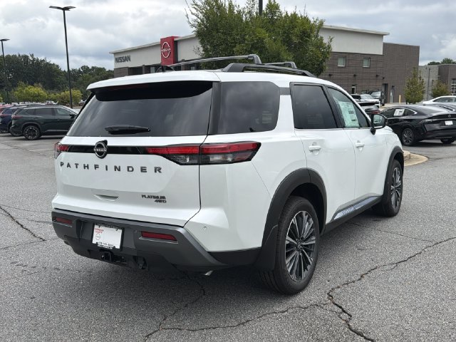 New 2026 Nissan Pathfinder Platinum AWD/4WD image 3