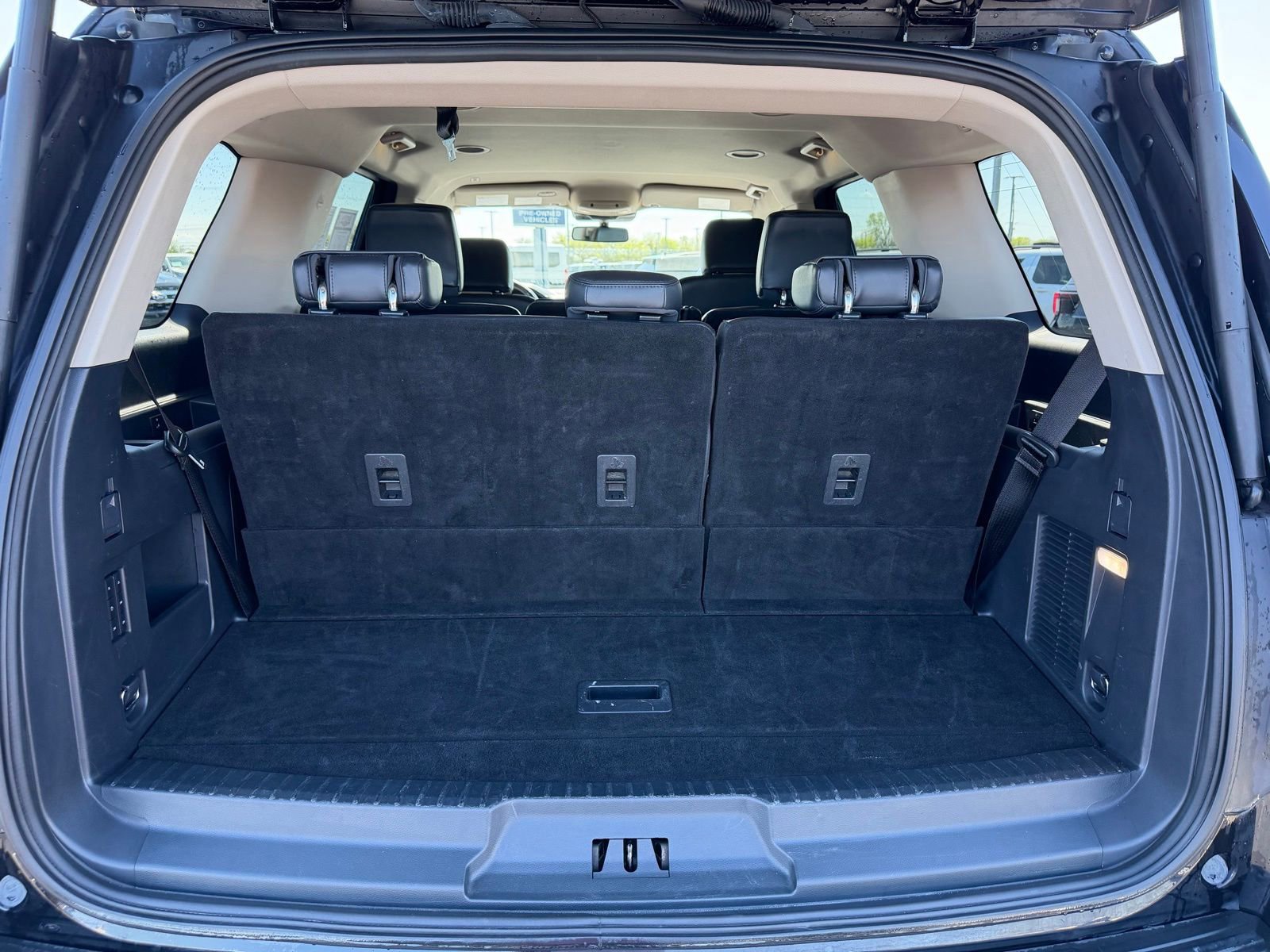 Used 2024 Ford Expedition XLT AWD/4WD image 12