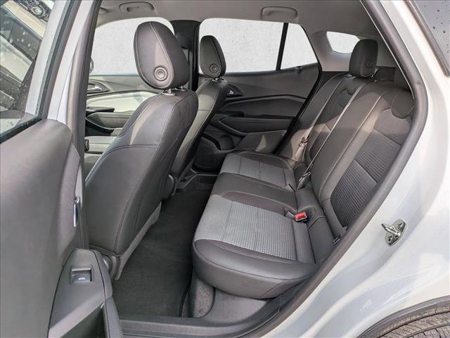 Used 2026 Chevrolet Trax LT image 19