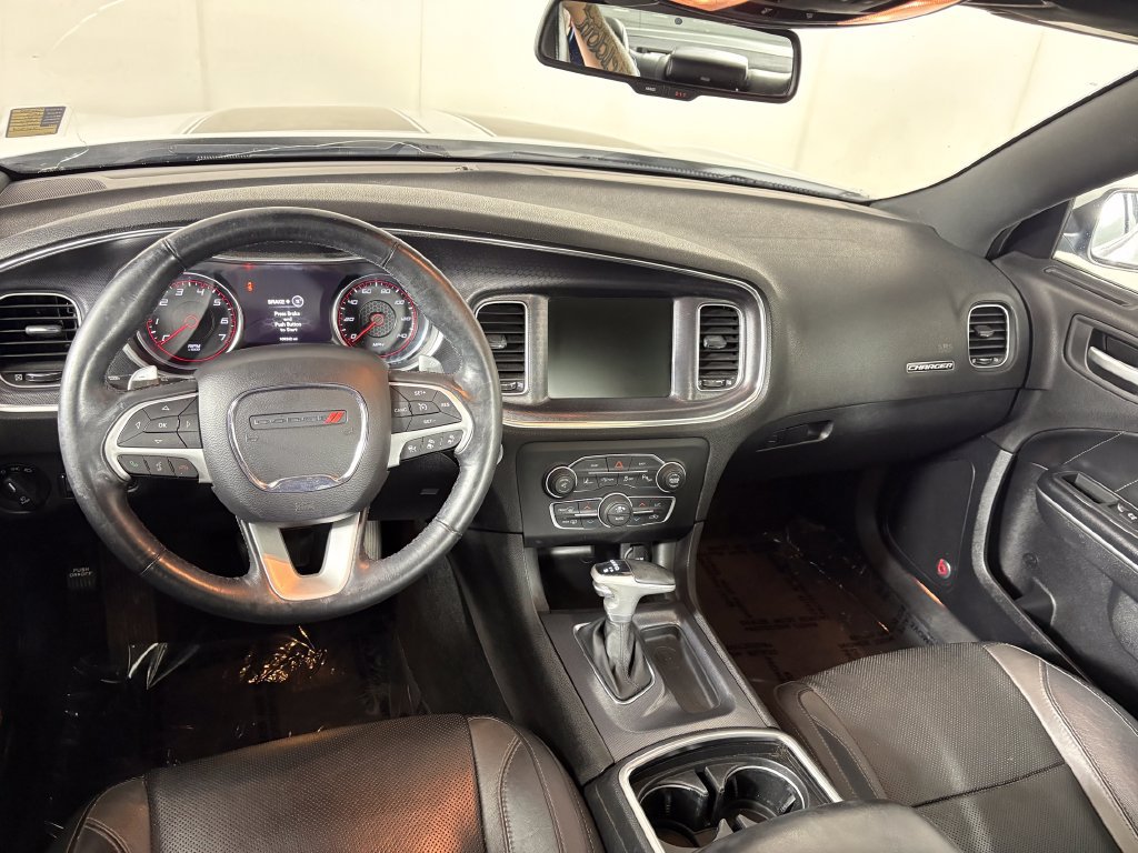 Used 2015 Dodge Charger SXT w/ AWD Premium Group image 25