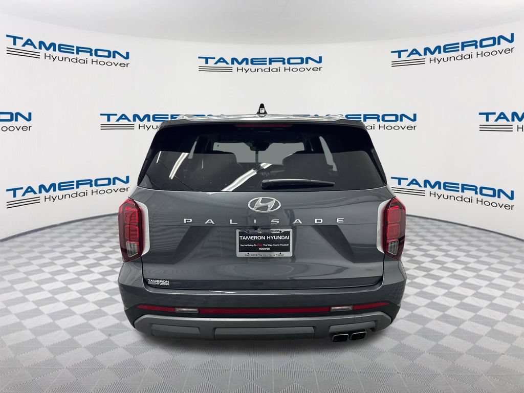Used 2025 Hyundai Palisade SEL FWD image 4