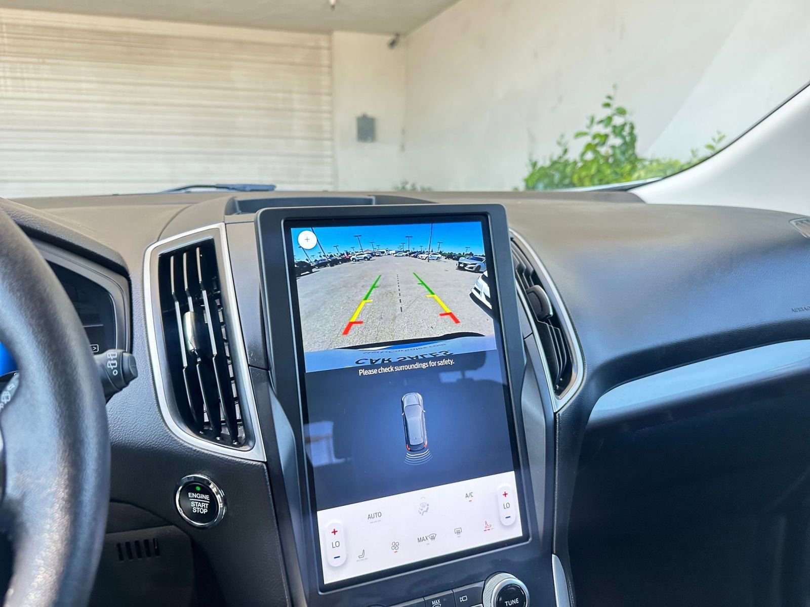 Used 2024 Ford Edge SEL image 17