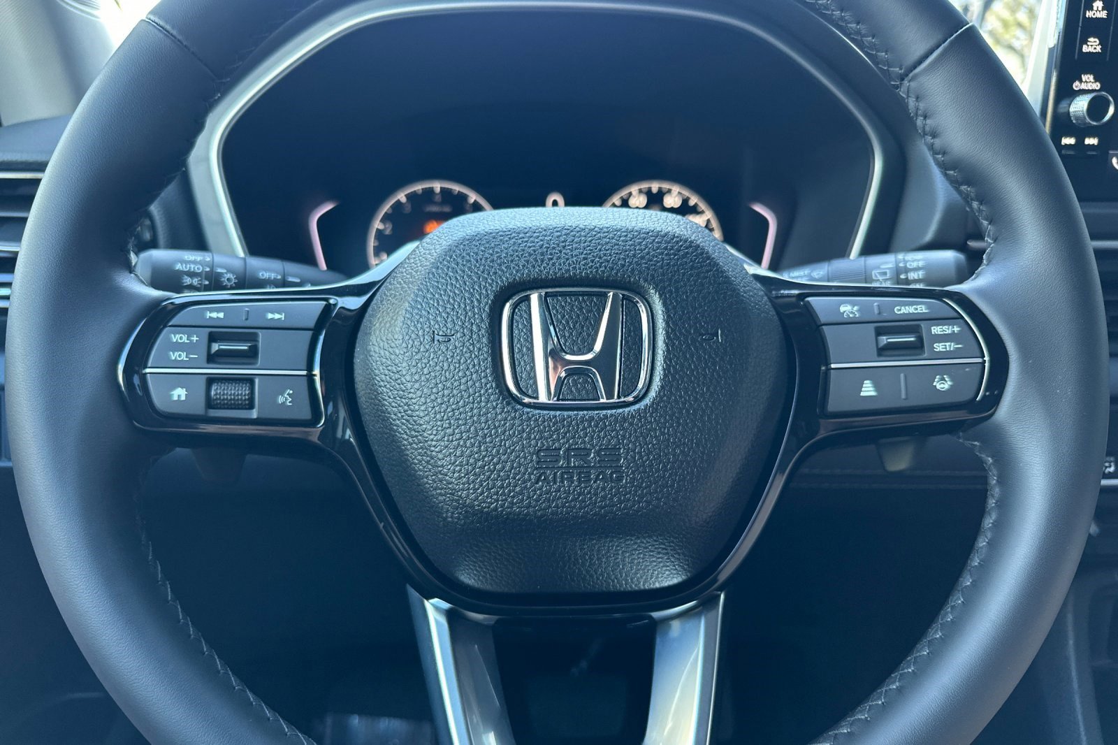 Used 2025 Honda Pilot EX-L image 28
