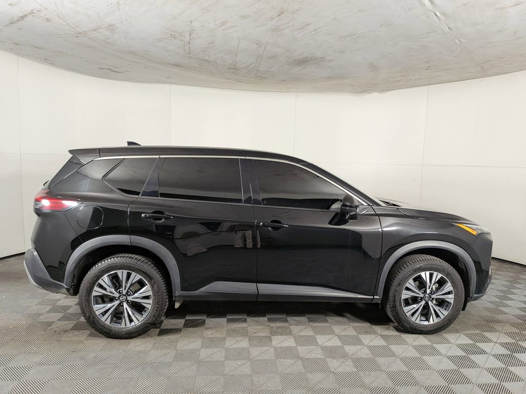 Used 2021 Nissan Rogue SV image 6
