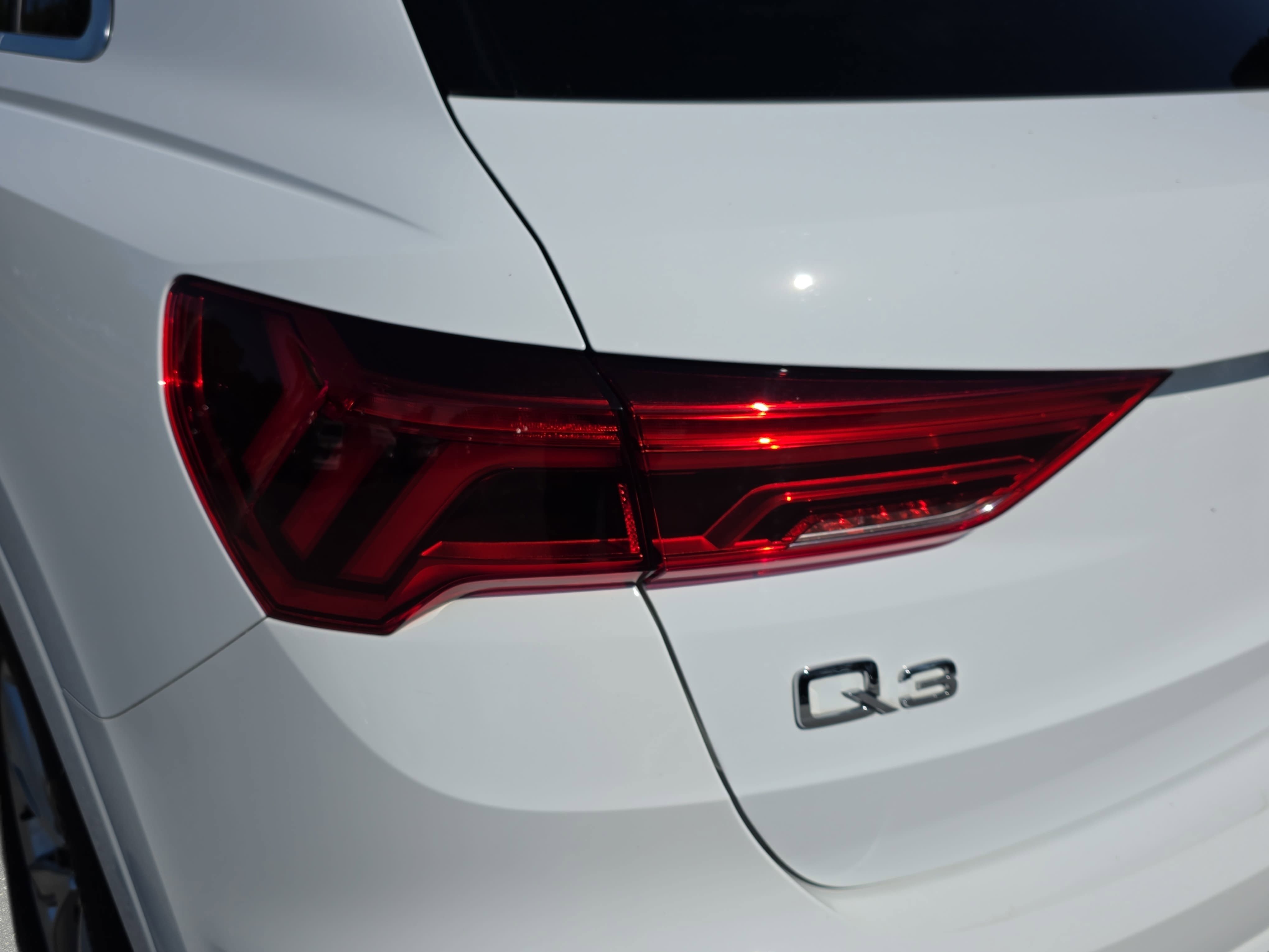 Used 2023 Audi Q3 2.0T Premium AWD/4WD image 31