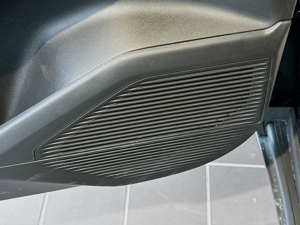 New 2026 Jeep Cherokee Laredo image 21