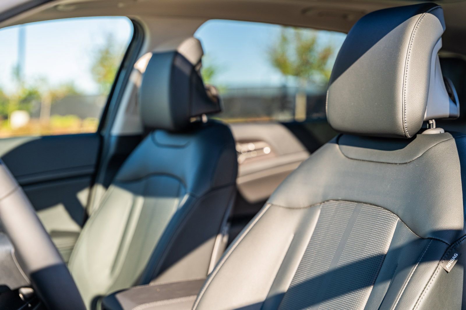 New 2026 Kia Sportage EX w/ EX Panorama Roof Package image 17